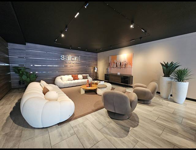 1,000M² SHOWROOM TO LET IN KRAMERVILLE